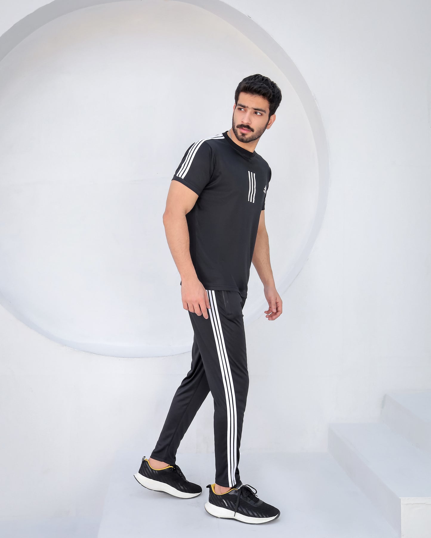 Signature Black-Tracksuit